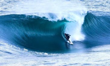 Surfing - Paradise Beach